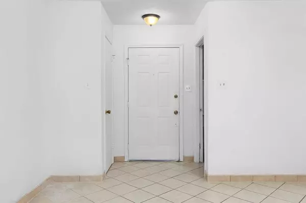 6001 Croftway Court, Fort Worth, TX 76131