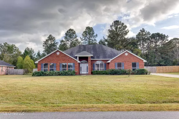 10335 Maple Cove, Ocean Springs, MS 39565