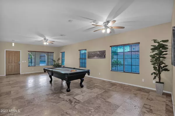 15952 W CUSTER Lane, Surprise, AZ 85379