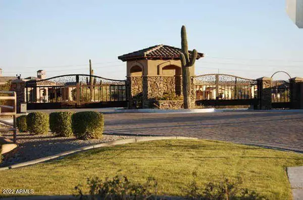 3049 W GLENHAVEN Drive #4, Phoenix, AZ 85045