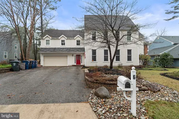 6 HENLEY LN, Voorhees, NJ 08043