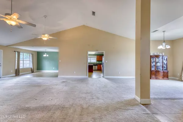 10335 Maple Cove, Ocean Springs, MS 39565