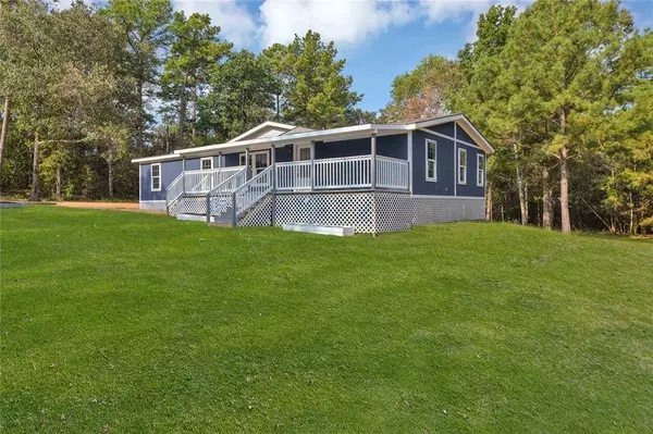 350 Stage Coach RD, Coldspring, TX 77331