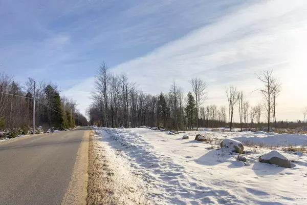 110 Ellingwood Rd Road, Paris, ME 04281