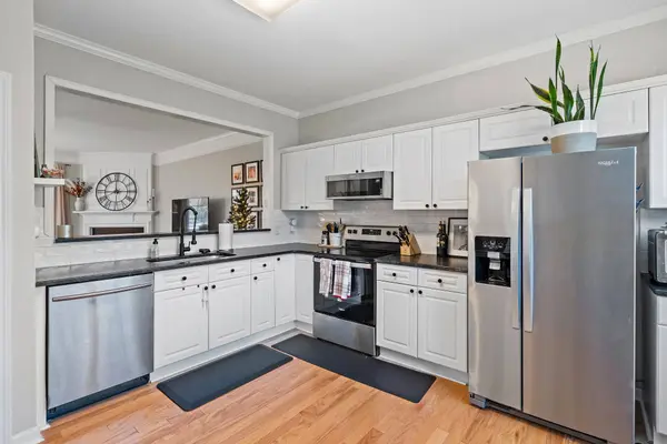 7252 Highway 70 #S #406, Nashville, TN 37221