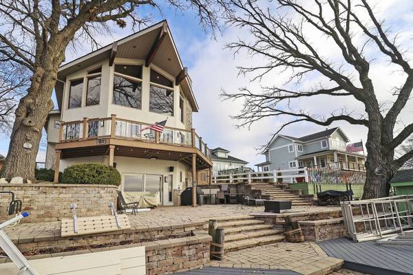 40682 N Grand AVE, Antioch, IL 60002