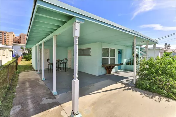 3243 LA PALOMA AVE, Daytona Beach, FL 32118