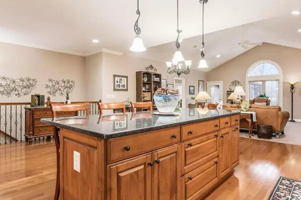 6246 Kinver Edge Way, Columbus, OH 43213