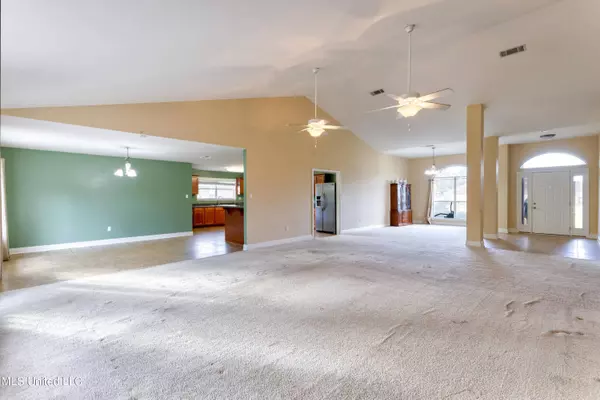 10335 Maple Cove, Ocean Springs, MS 39565