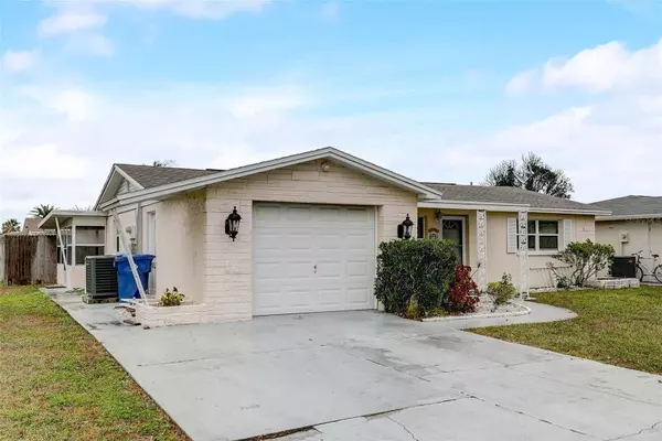 3105 ROXBURY DR, Holiday, FL 34691