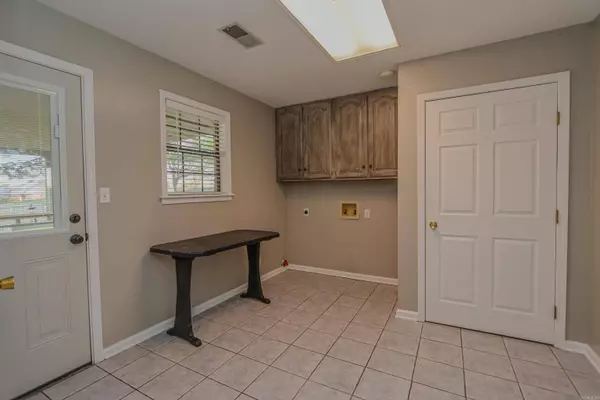 301 S Center Hill, Paragould, AR 72450