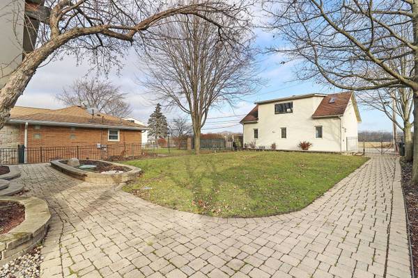 40682 N Grand AVE, Antioch, IL 60002