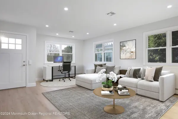 19 Vera Cruz Court, Toms River, NJ 08757