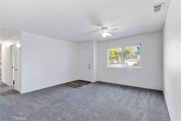 15037 Rodeo ST, Hesperia, CA 92345