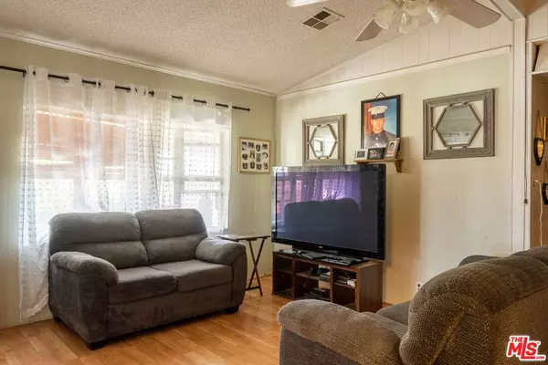 13879 Trinidad Dr, Victorville, CA 92395