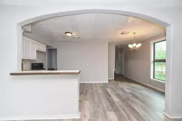 304 Elm AVE, Crosby, TX 77532