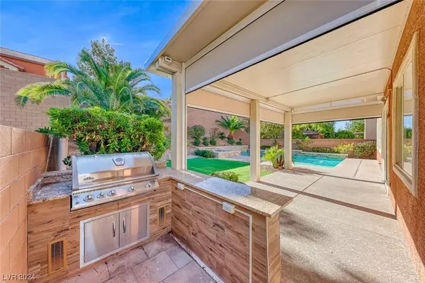 2973 Queen Lake Court, Henderson, NV 89052