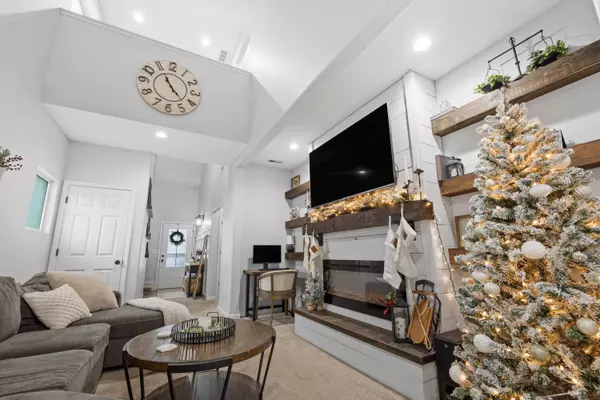 1803 AVENUE B, Council Bluffs, IA 51501