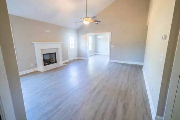 611 Bethleham Ridge Rd, Pickens, SC 29671