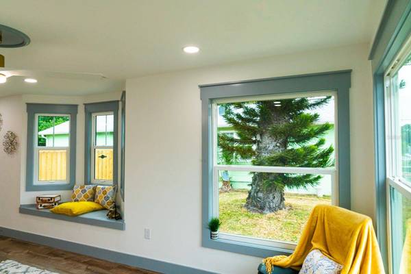 4933 NEWTON AVE S, Gulfport, FL 33707