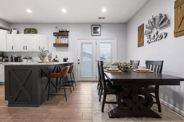 1803 AVENUE B, Council Bluffs, IA 51501