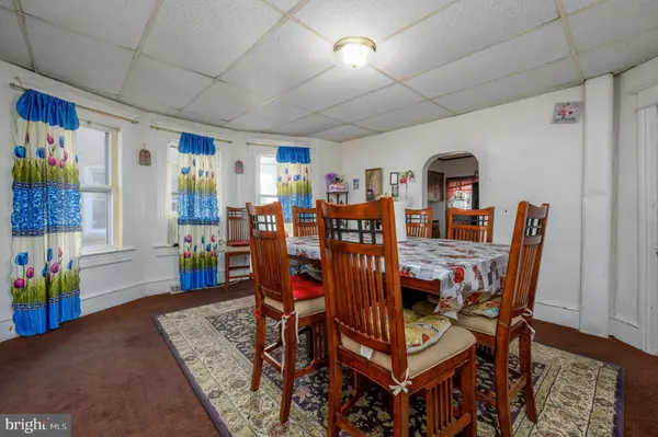 23-25 NAYLOR AVE, Penns Grove, NJ 08069