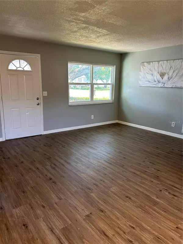 105 HARBOR DR, Winter Haven, FL 33881