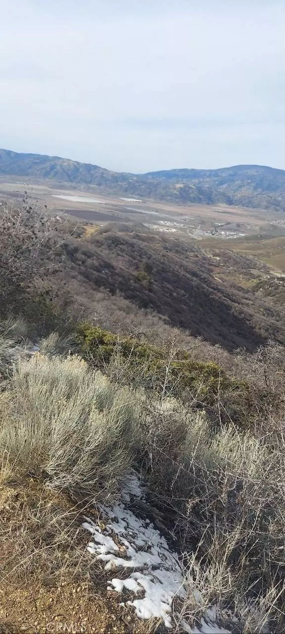 18020 Matterhorn CT, Tehachapi, CA 93561