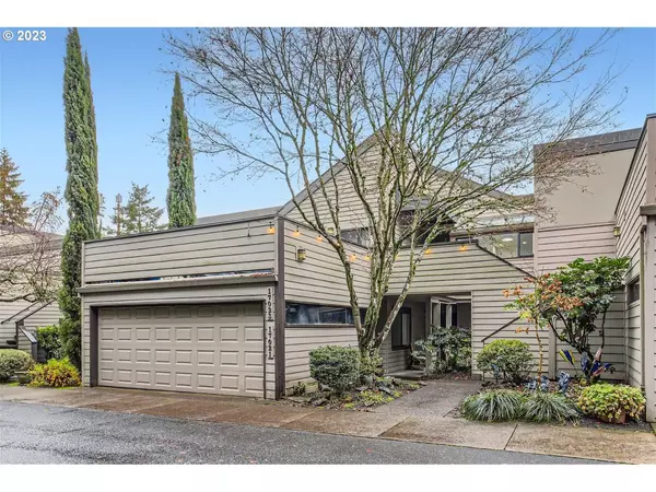 17023 SW VERSAILLES LN, Portland, OR 97224