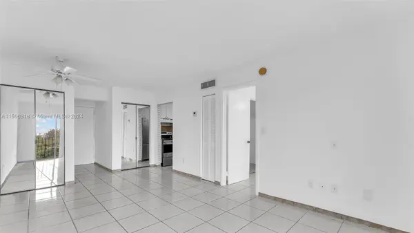 1933 SW 7th St #504, Miami, FL 33135