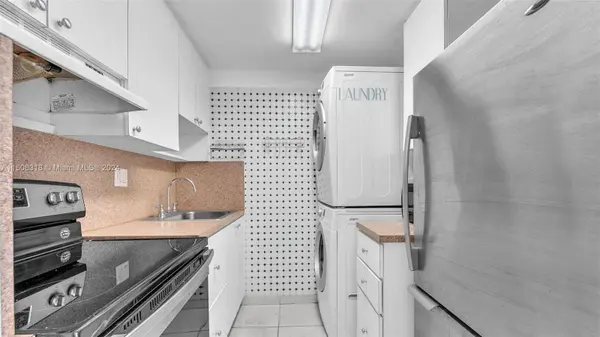 1933 SW 7th St #504, Miami, FL 33135