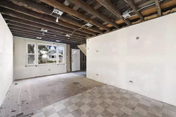 4129 N Oketo Avenue, Norridge, IL 60706