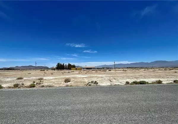 2951 Carnation Way, Pahrump, NV 89048
