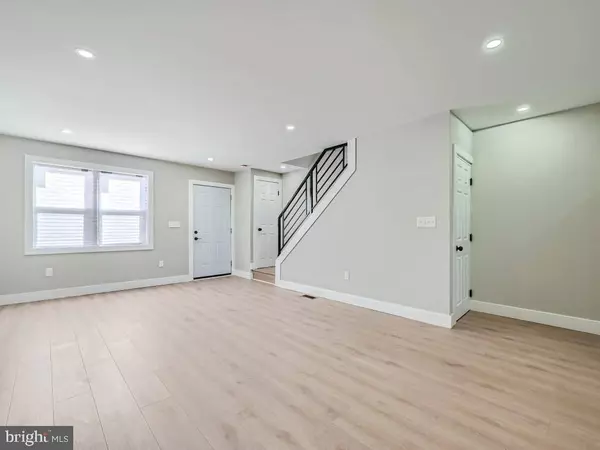 5424 HILLTOP AVE, Baltimore, MD 21206