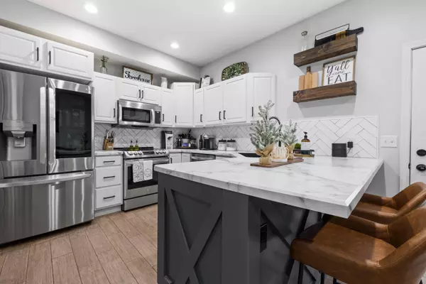 1803 AVENUE B, Council Bluffs, IA 51501