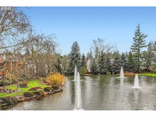 17023 SW VERSAILLES LN, Portland, OR 97224