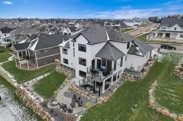 2316 Freshford Drive, Waunakee, WI 53597