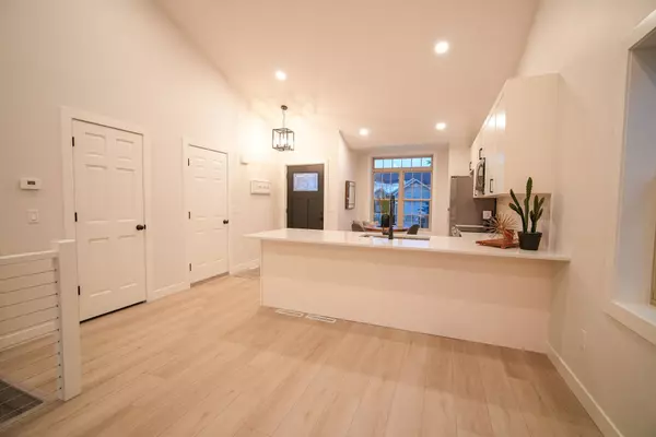 4138 Grayhawk Trail, Madison, WI 53704