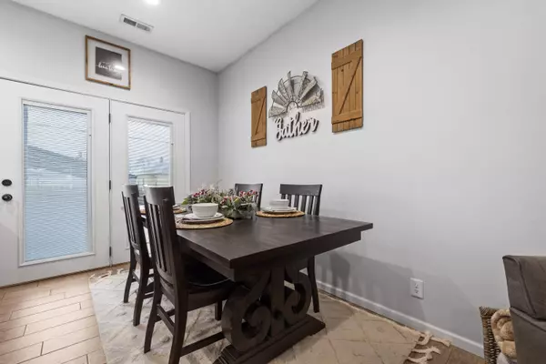 1803 AVENUE B, Council Bluffs, IA 51501