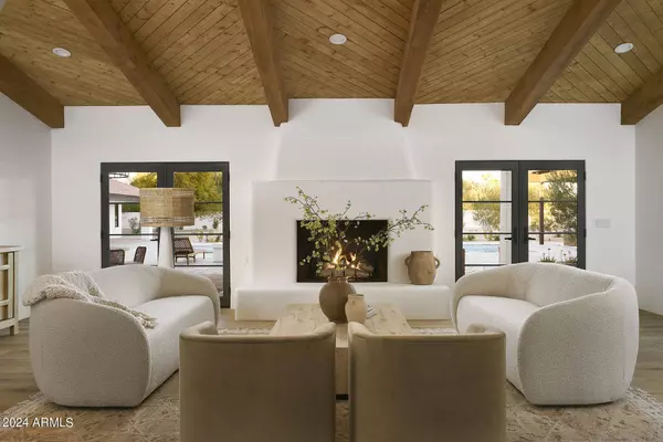 6240 E BAR Z Lane, Paradise Valley, AZ 85253