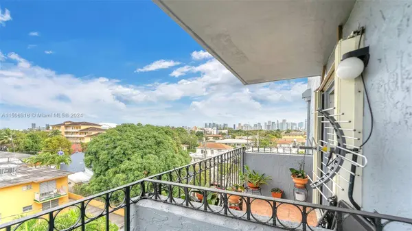 1933 SW 7th St #504, Miami, FL 33135