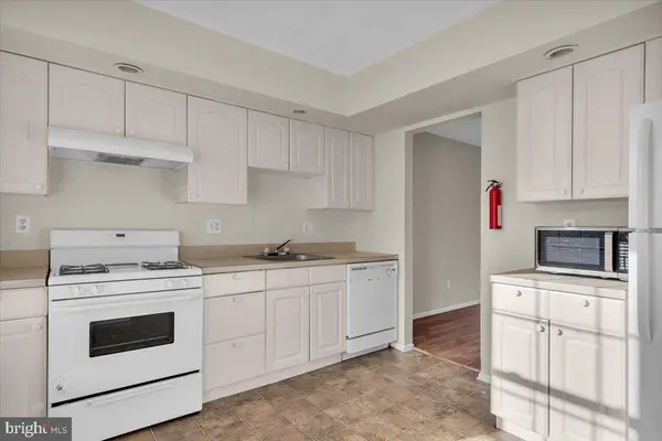 3302 ELBERTA LN, Marlton, NJ 08053