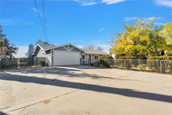 15037 Rodeo ST, Hesperia, CA 92345