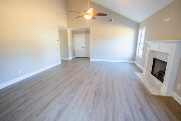 611 Bethleham Ridge Rd, Pickens, SC 29671