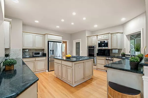 6060 Greystone PL, Granite Bay, CA 95746