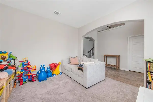 298 Kendall Crest DR, Alvin, TX 77511