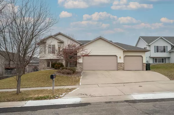 5135 54th AVE NW, Rochester, MN 55901