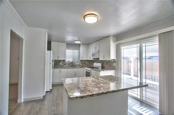 310 S Tremont ST, Oceanside, CA 92054