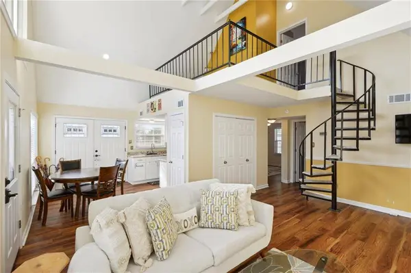 1 PETIT BAYOU LN, New Orleans, LA 70129