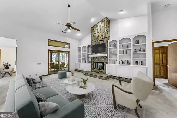 10475 Saint Simonds CT, Johns Creek, GA 30022